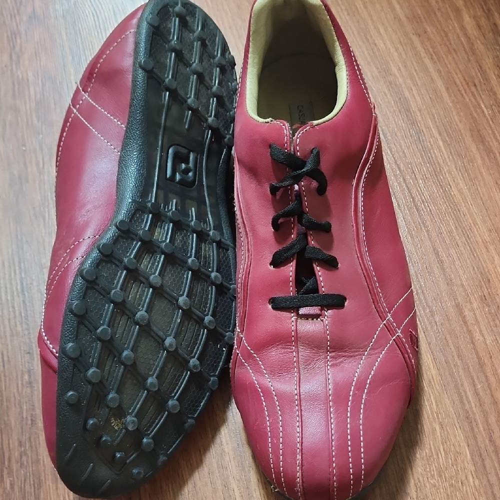 FootJoy Red and Black Athletic Shoes with Sleek Design